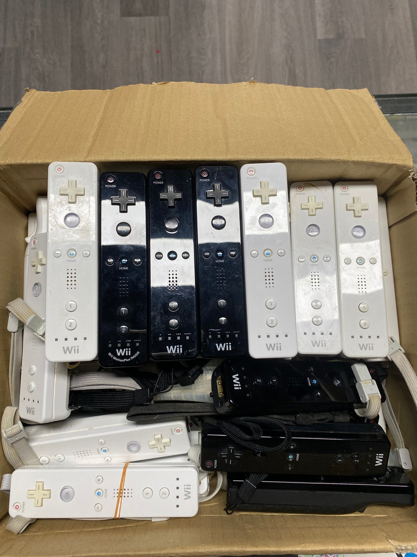 Diverse Wii Controller - Wii Controller gemischt