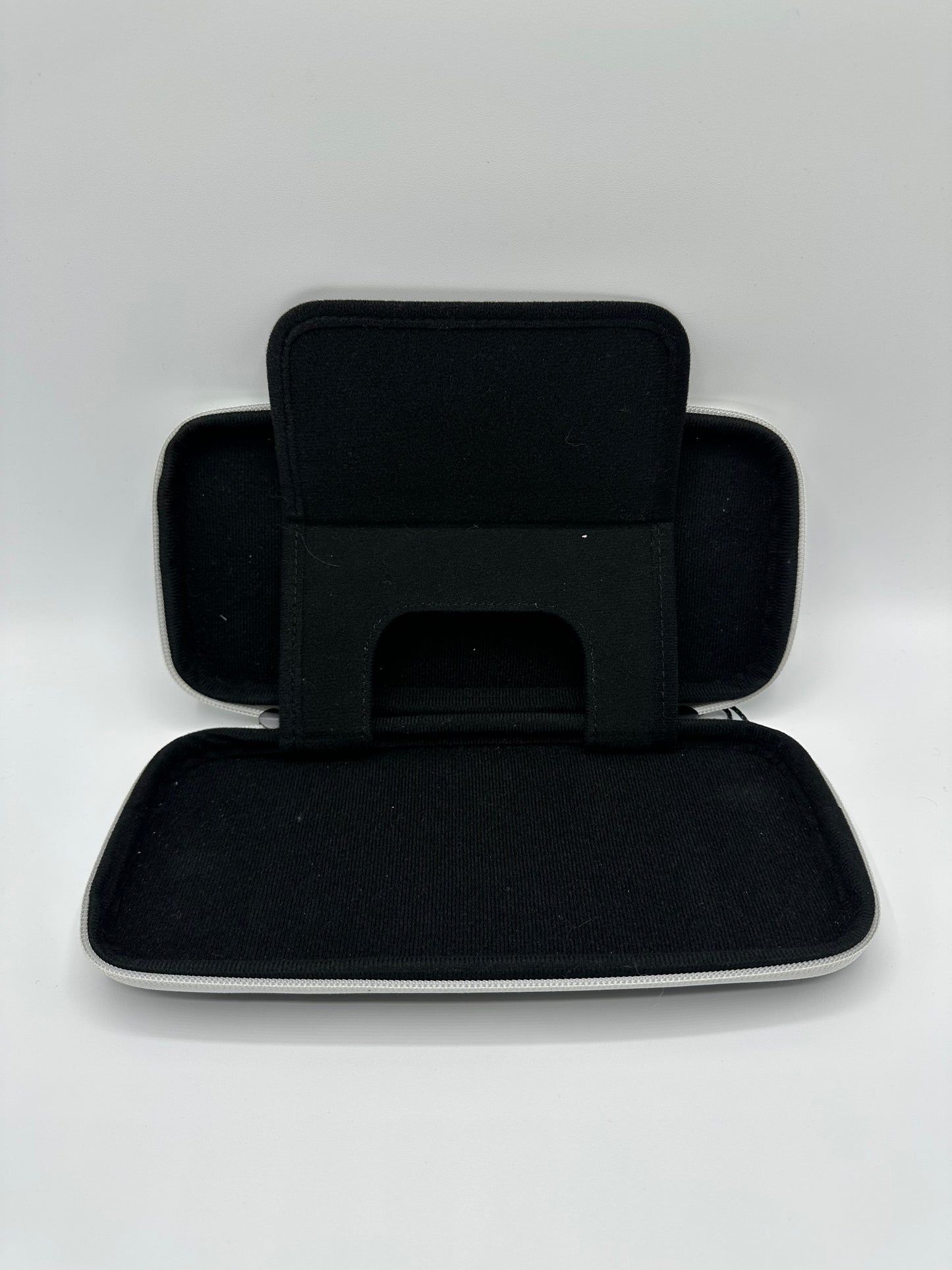 Nintendo Switch Tasche - Schwarz