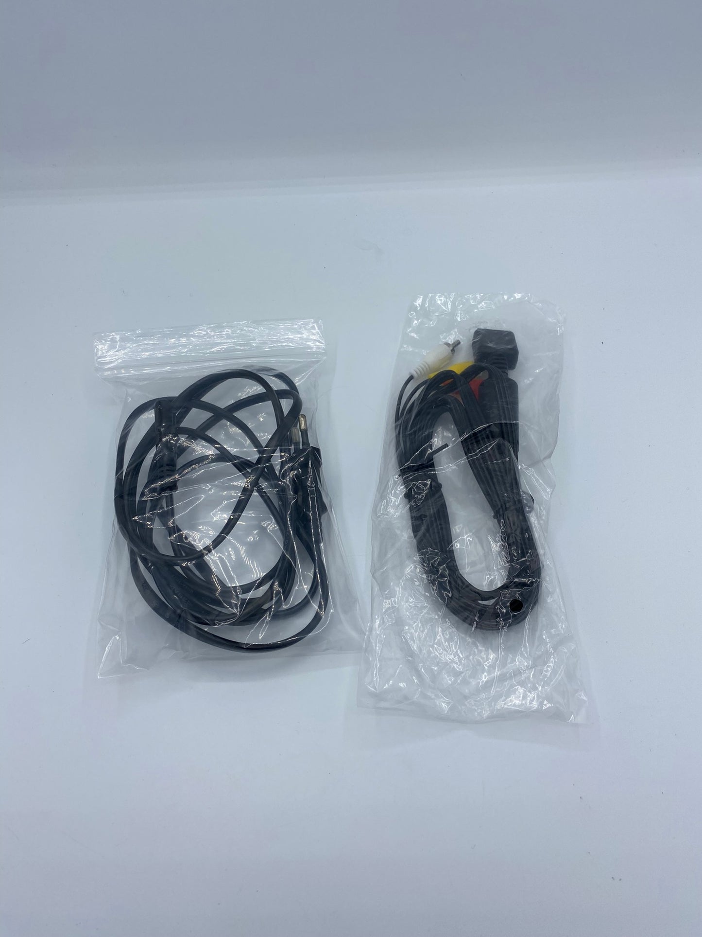 PlayStation 2 Fat – Retro Starter Paket inkl. Controller, Strom- & Bildkabel | Kultige Gaming-Konsole