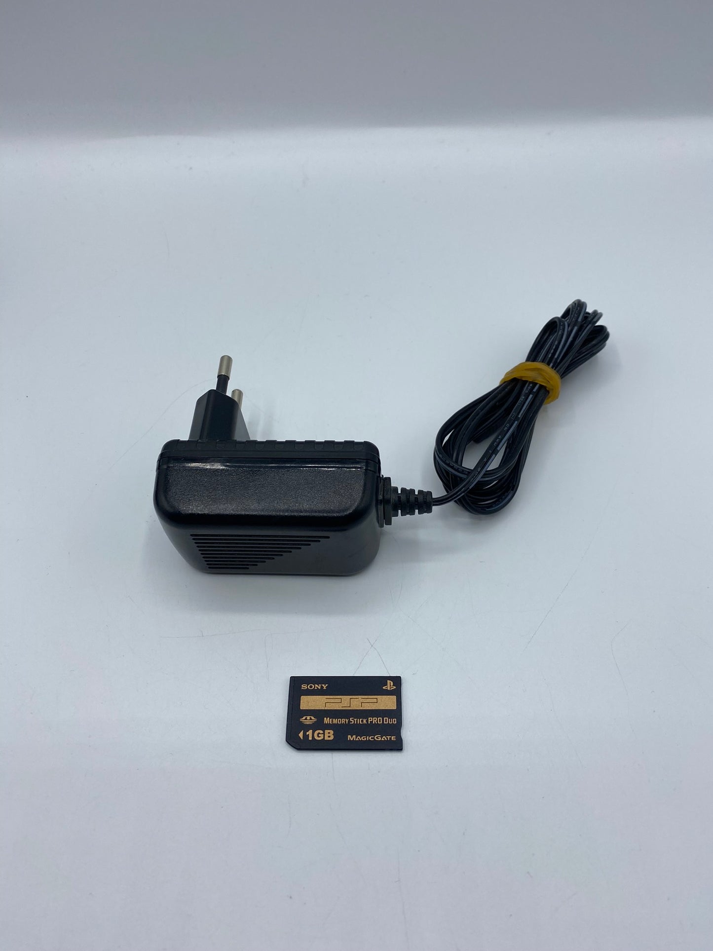 Sony Playstation Portable PSP Street E1004