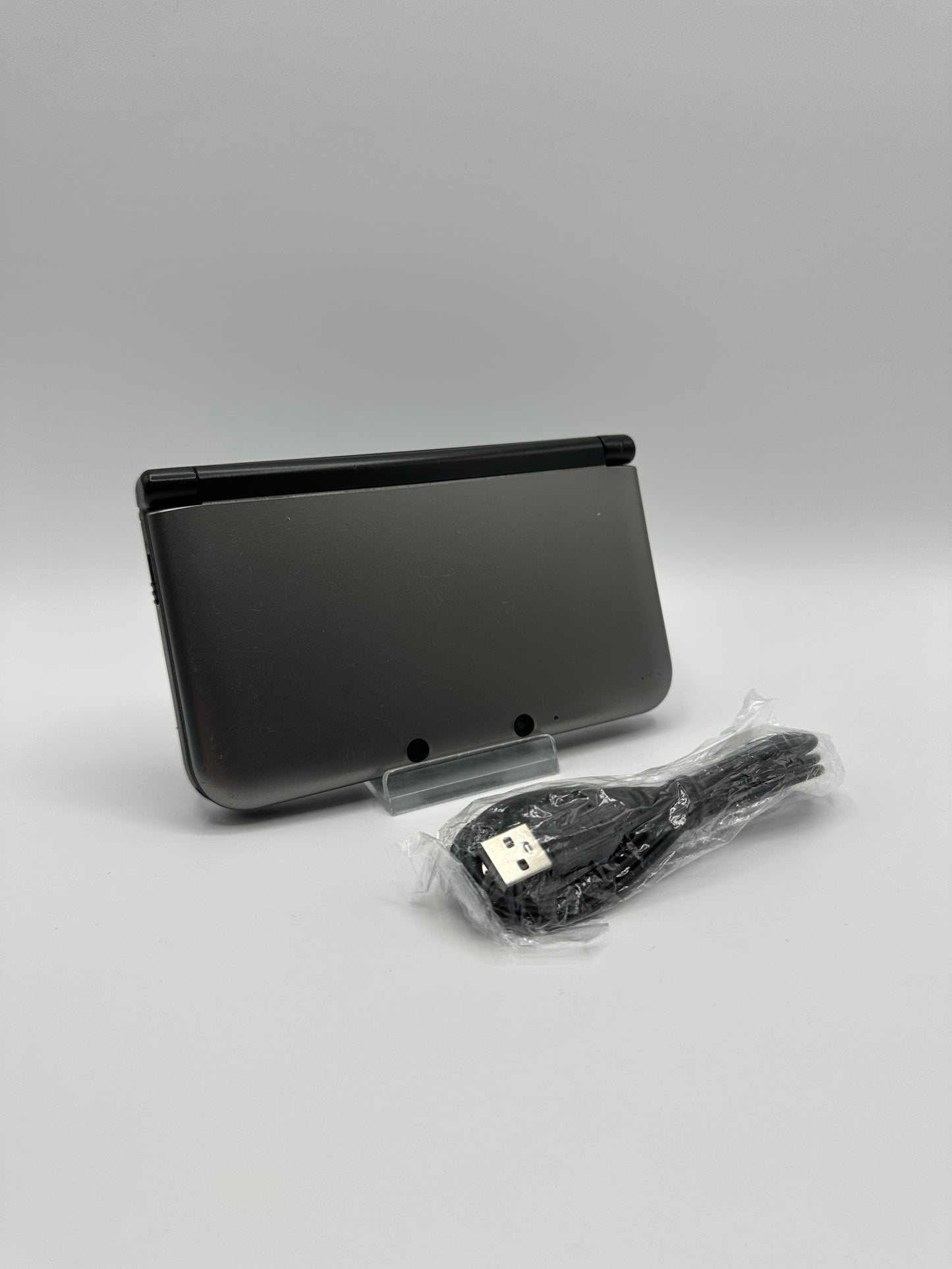 Nintendo 3DS XL - Silber -Mit Kabel