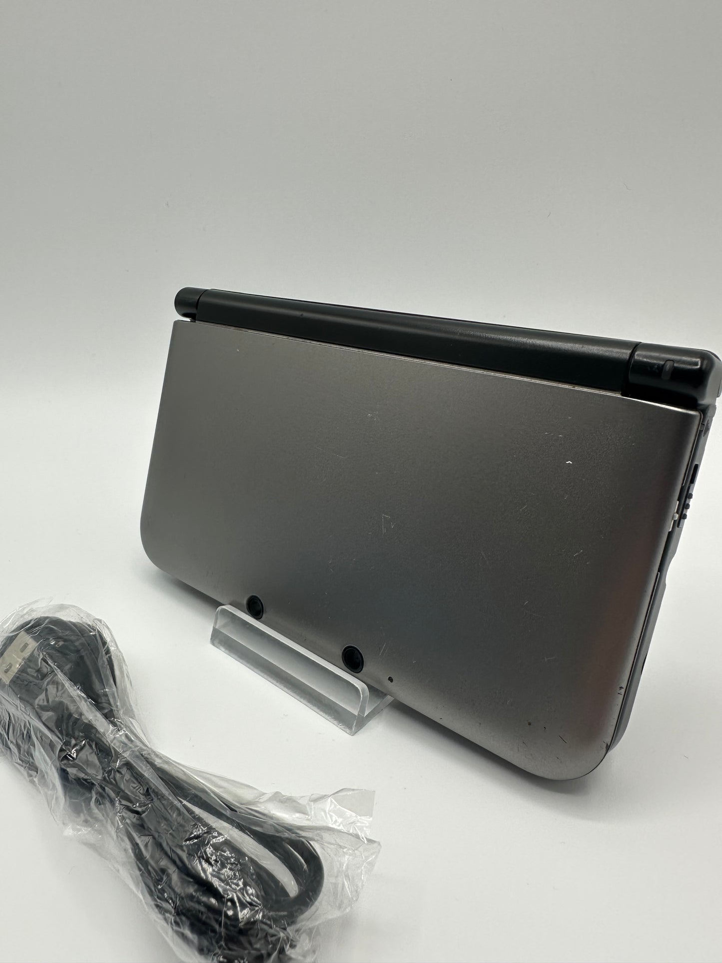 Nintendo 3DS XL - Silber -Mit Kabel