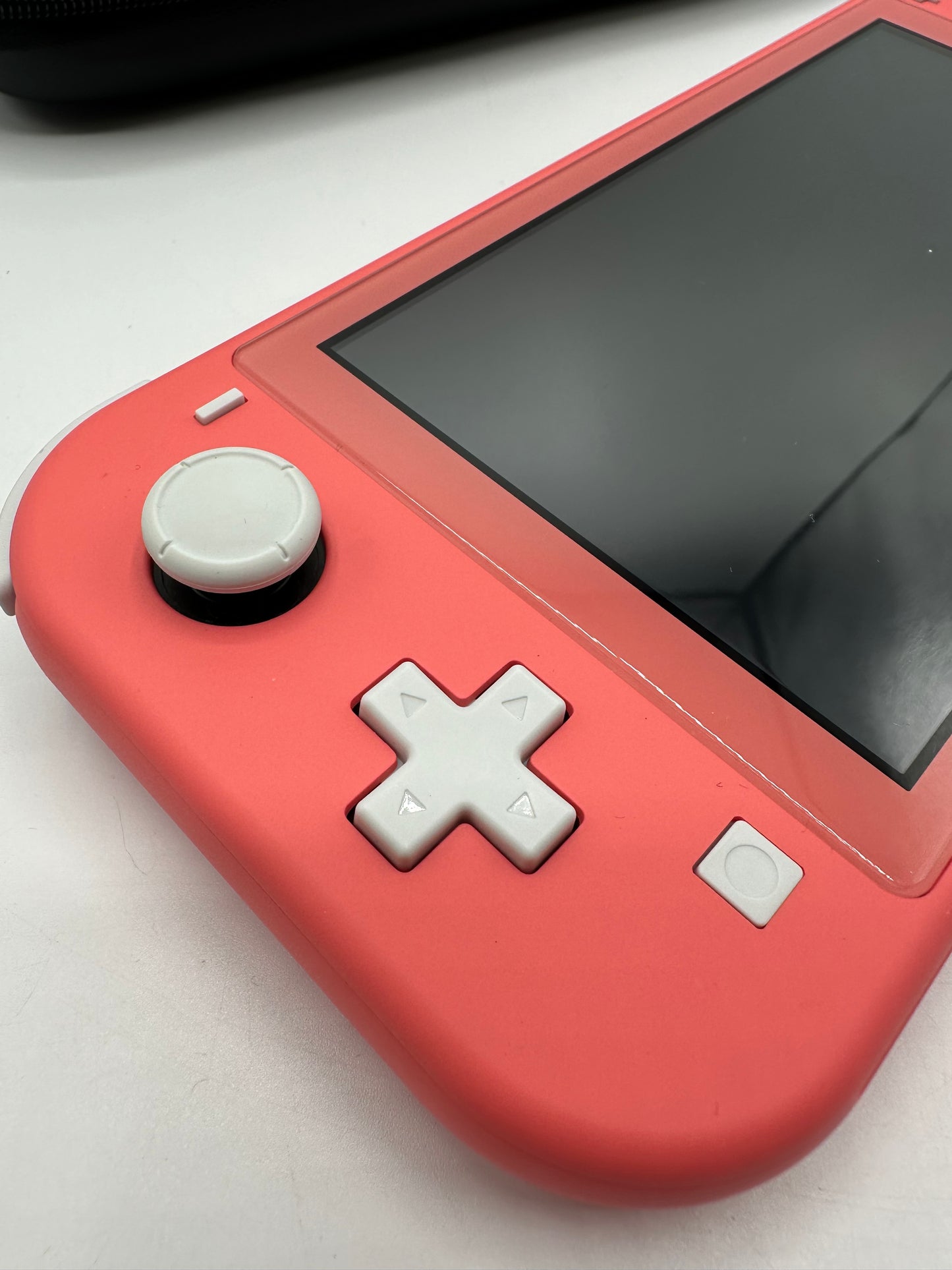 Nintendo Switch Lite - Rosa Inkl. Kabel und Tasche