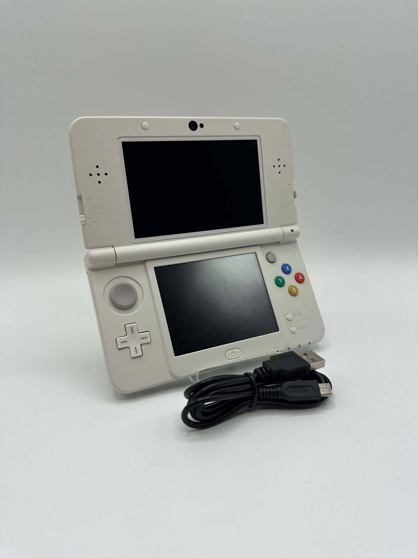 New Nintendo 3DS Konsole - Pikachu Plate / Pikachu Design