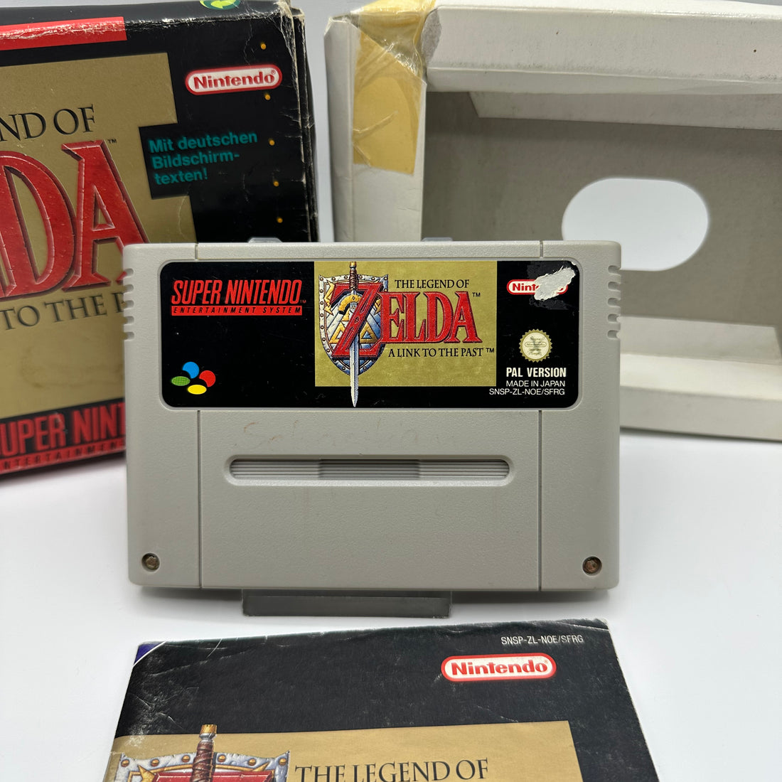The Legend of Zelda a link to the past - OVP beschädigt