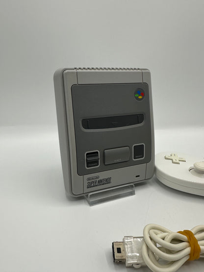 SNES Classic Mini mit Pro-Pad