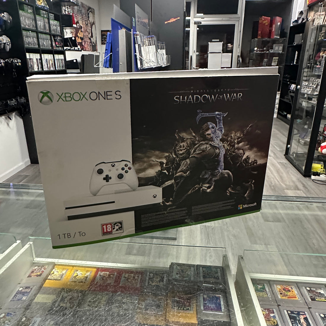 XBox One S Shadow of War Middle Earth OVP