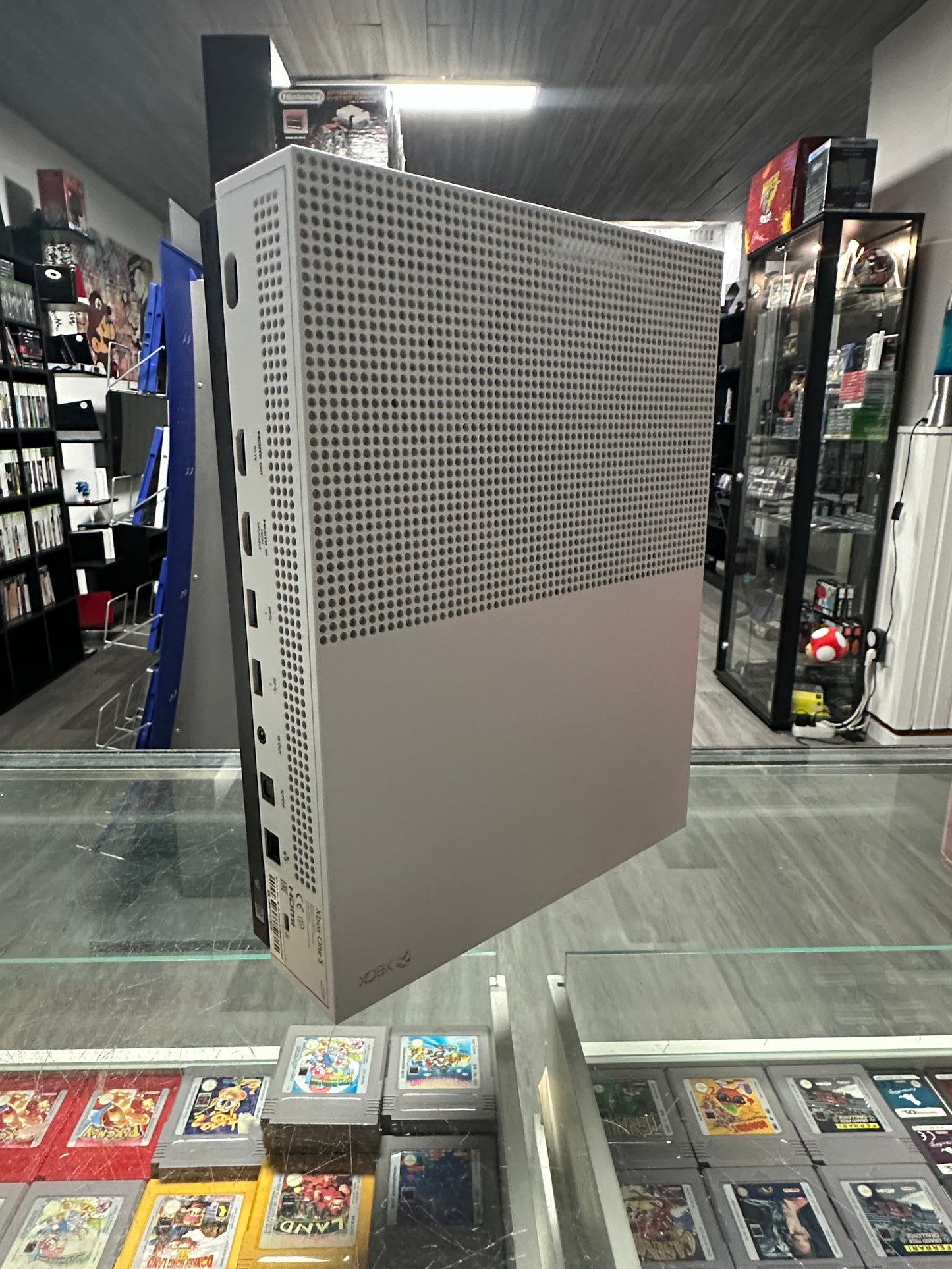 XBox One S Shadow of War Middle Earth OVP