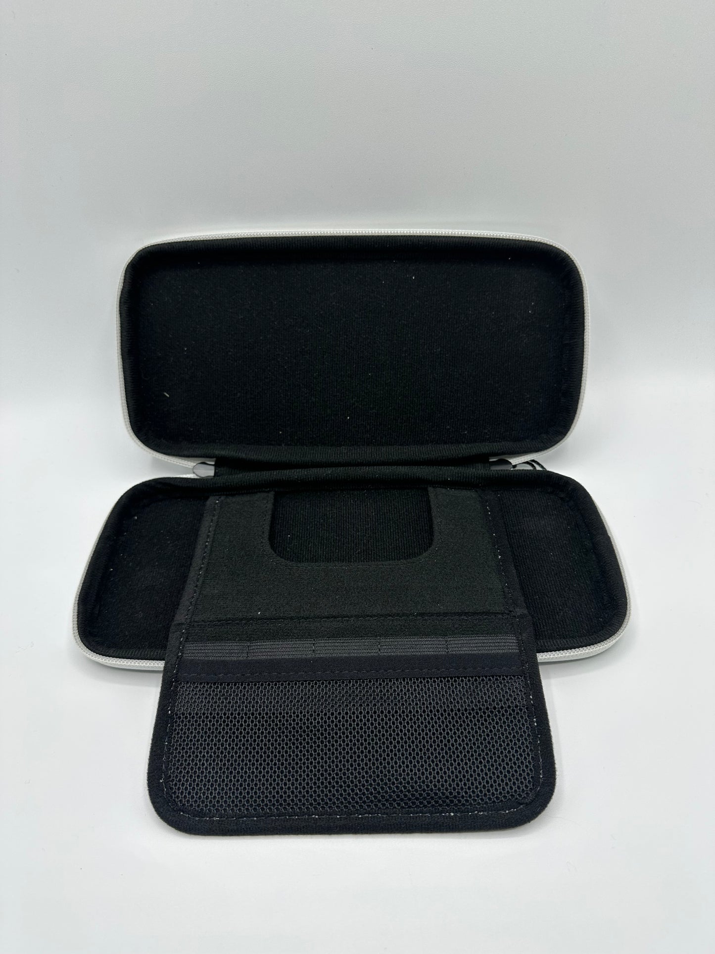 Nintendo Switch Tasche - Schwarz