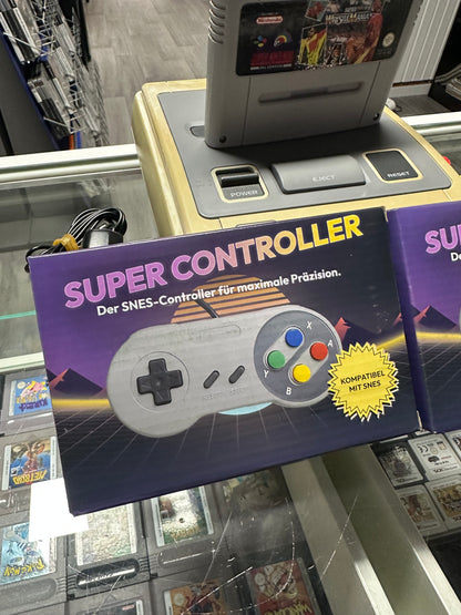 SNES Konsole mit 2 Controllern und Super Wrestle Mania - Set