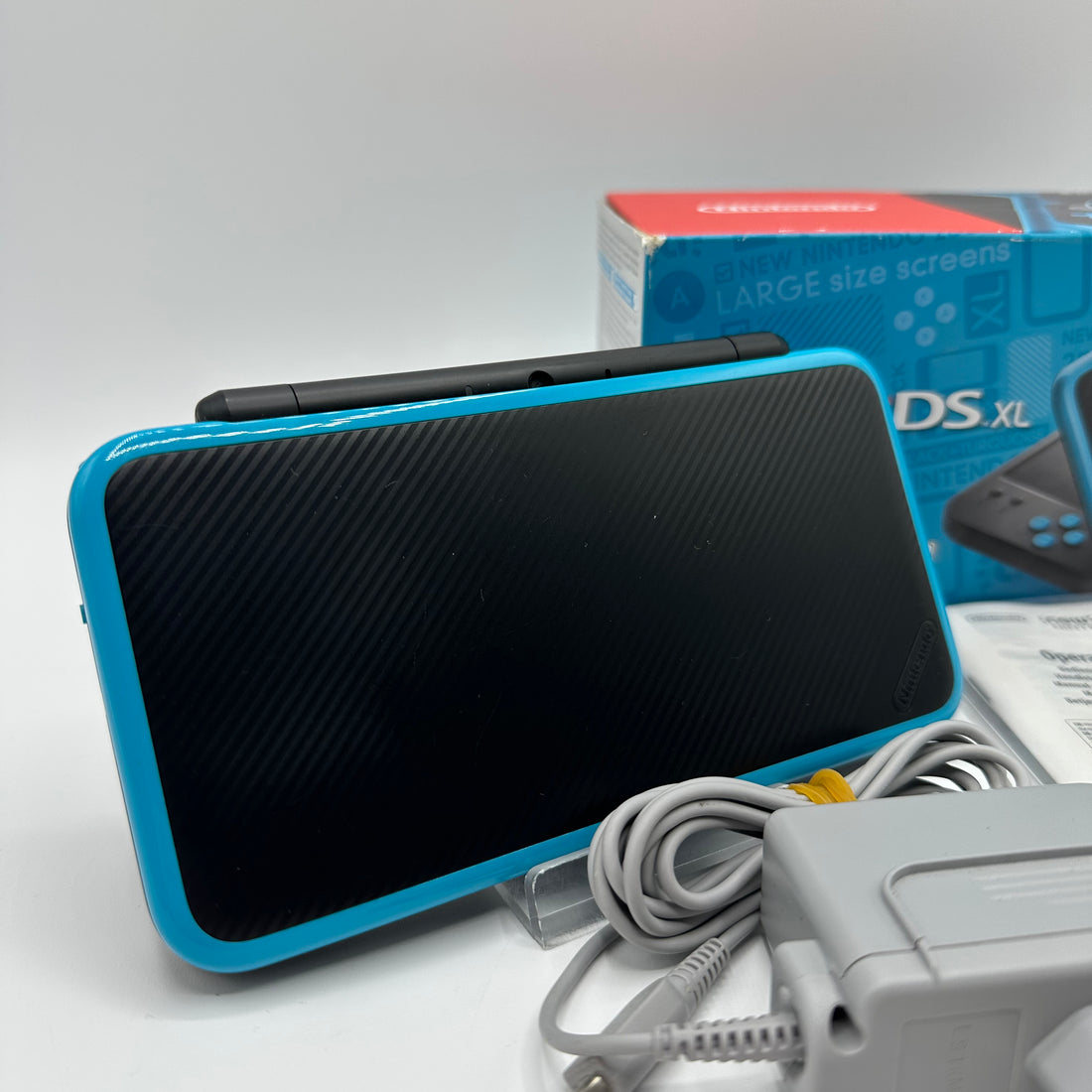 New Nintendo 2DS XL - OVP