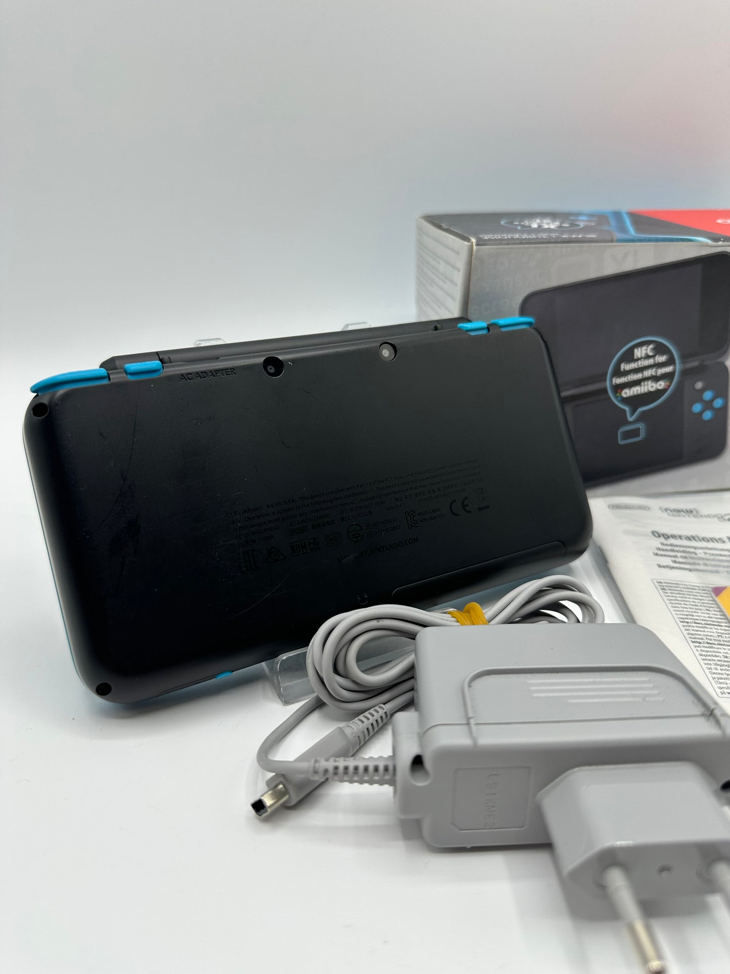 New Nintendo 2DS XL - OVP