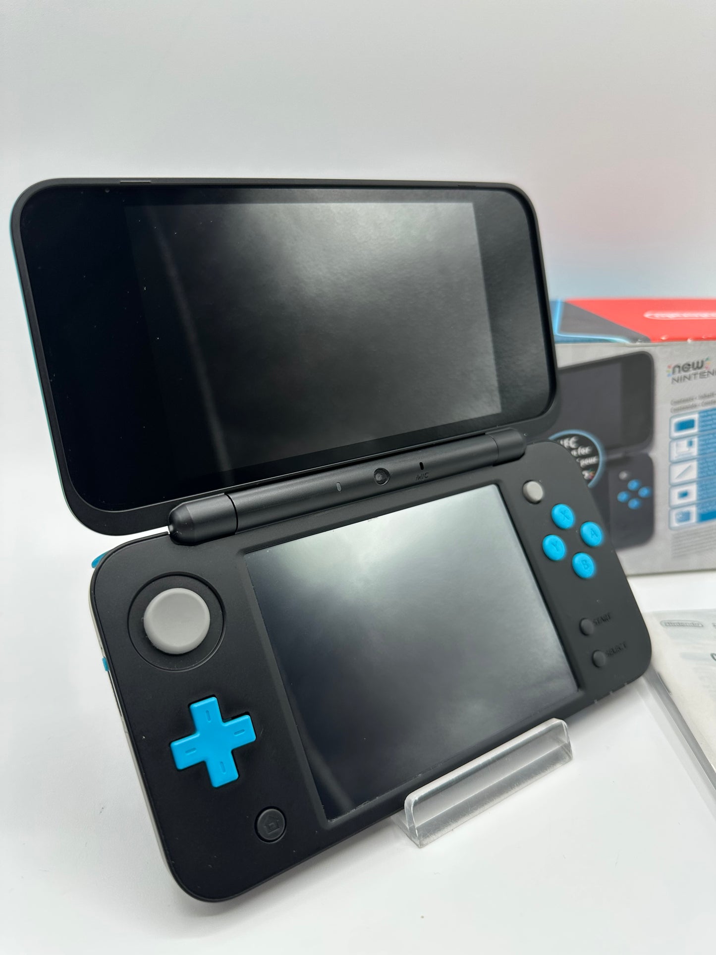 New Nintendo 2DS XL - OVP