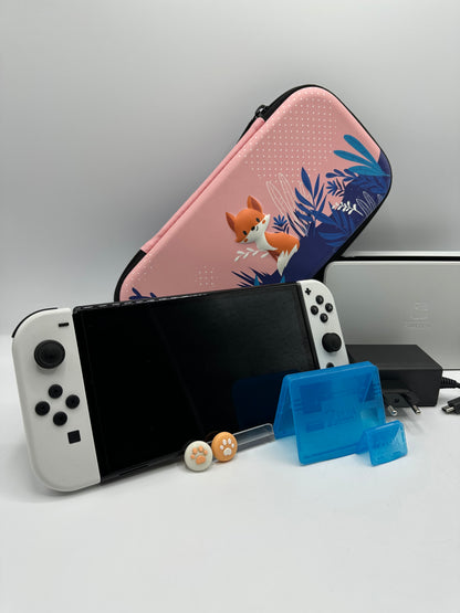 Nintendo Switch OLED - Weiß inkl. Zubehör