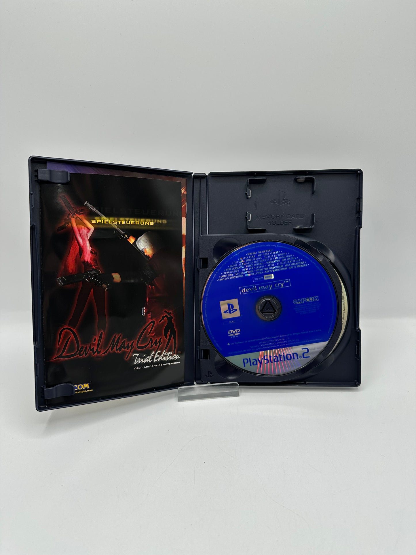 Resident Evil. Code Veronica X / Devil May Cry demo Version