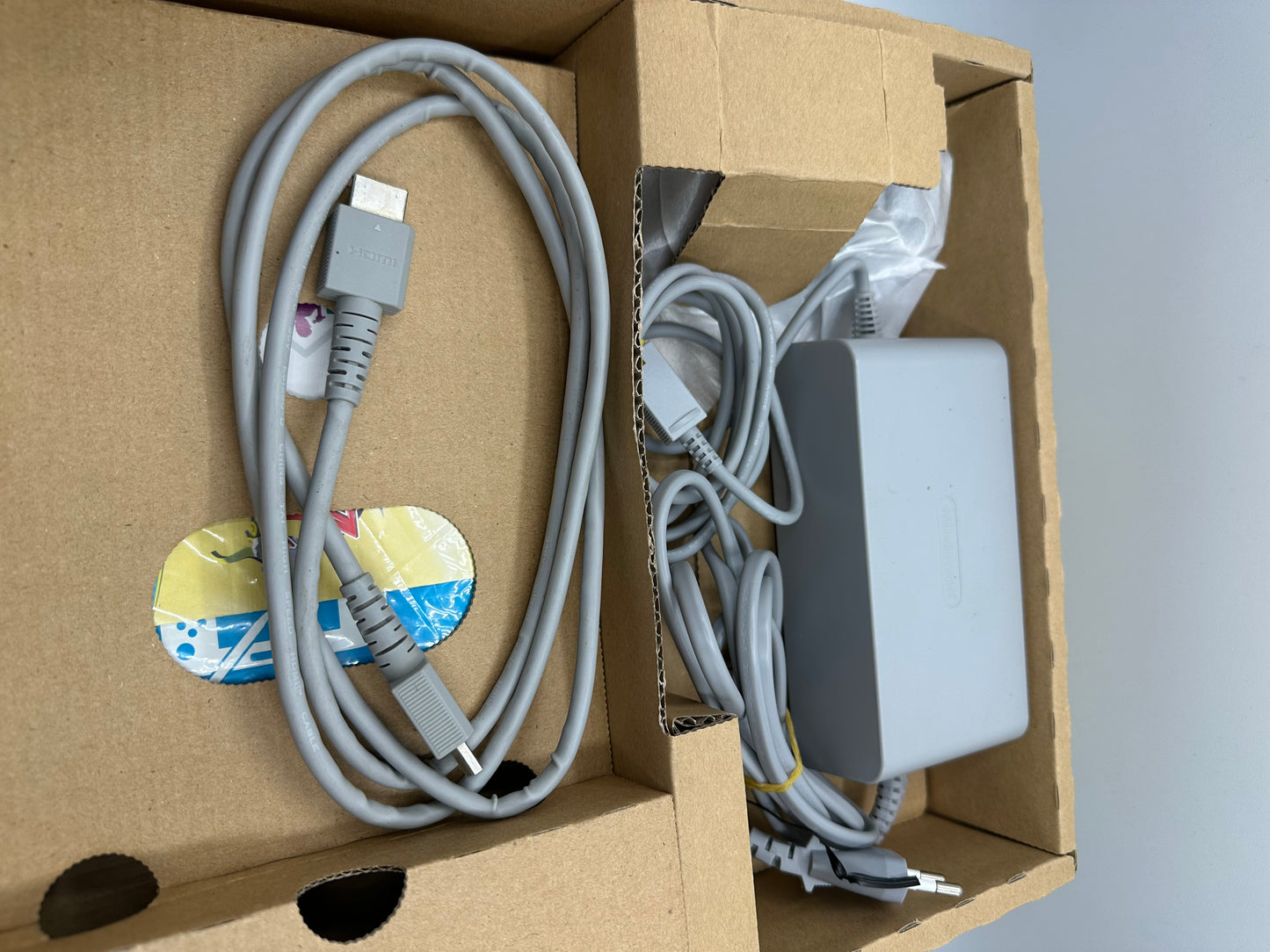 Wii U Konsole Zelda the windwaker HD + Zelda Gamepad OVP