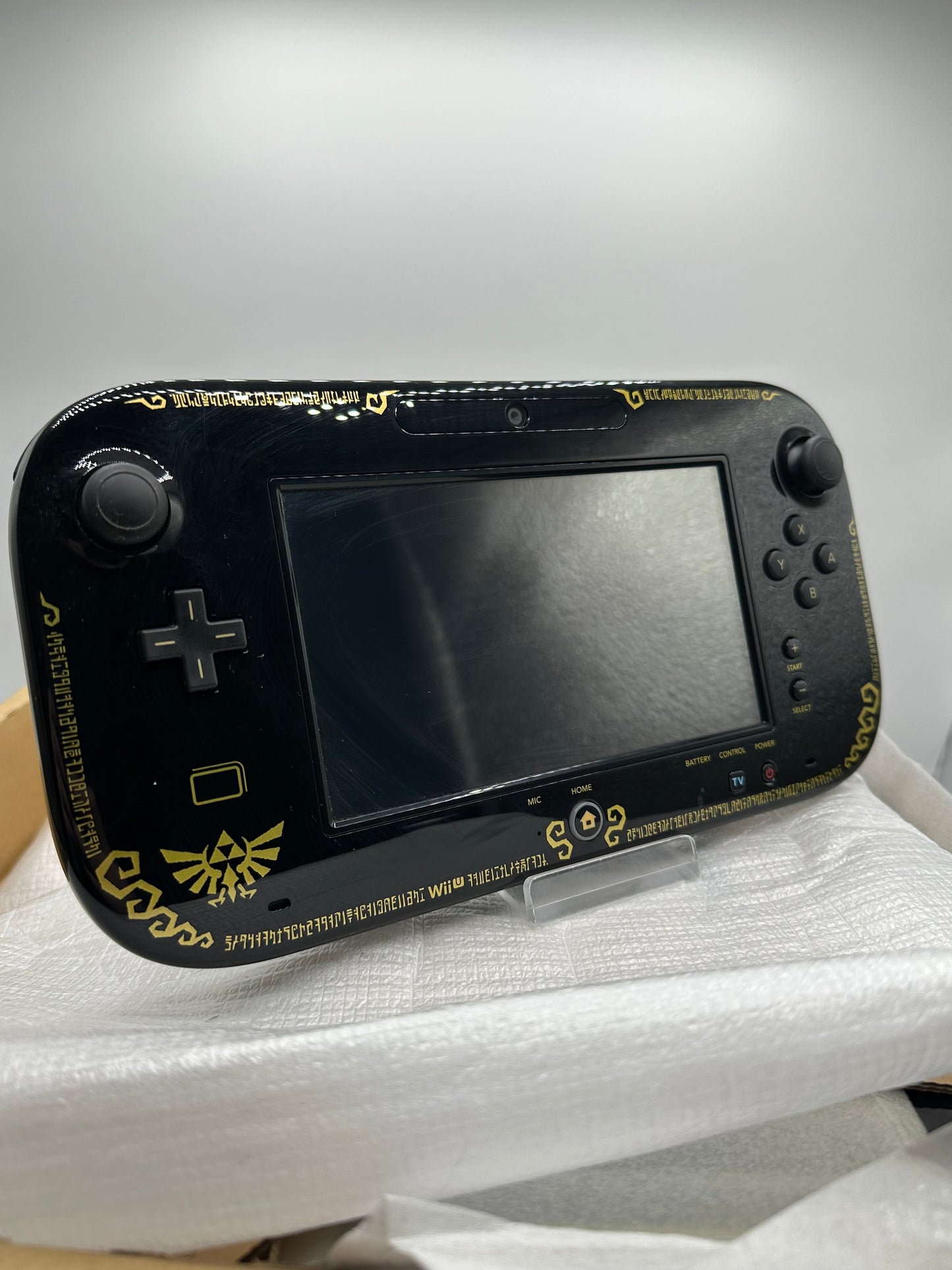 Wii U Konsole Zelda the windwaker HD + Zelda Gamepad OVP
