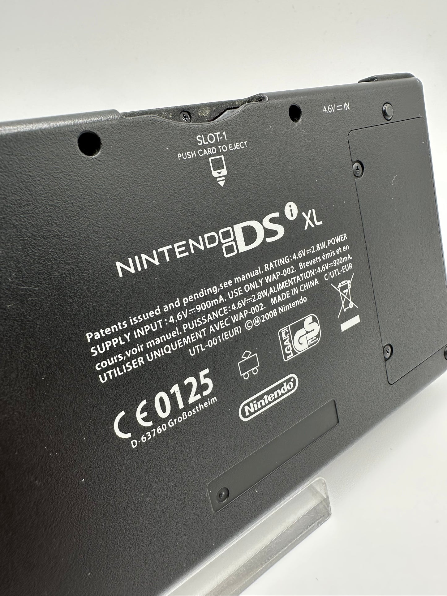 Nintendo DSi XL – Super Mario Bros. 25th Anniversary Edition